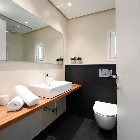 M2studio * Kavala